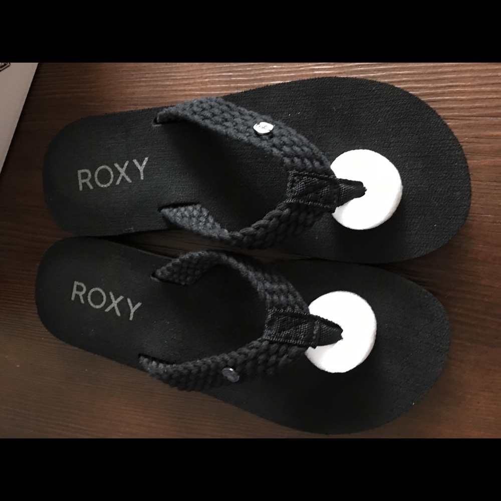 Roxy Flip Flops